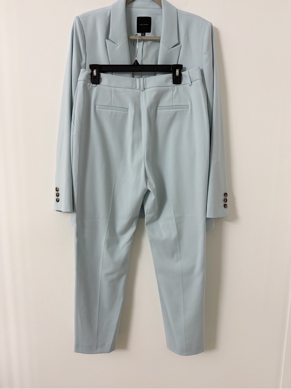 Tailored Light Blue Two-Piece Suit Blazer & Trousers blazers 10 and pants 8 - Picture 7 of 7